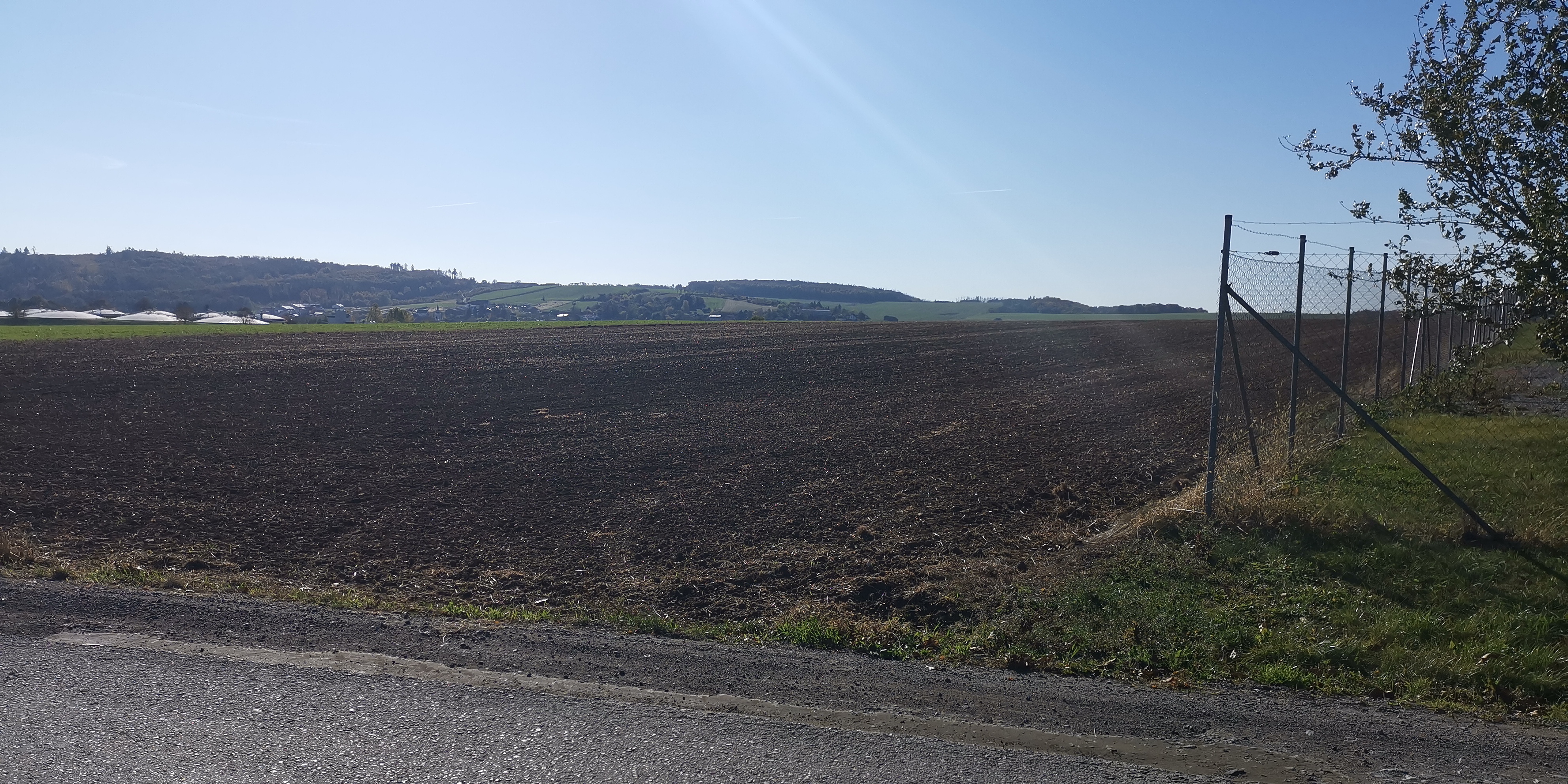 Prodej komerčního pozemku Střelice, 17.691 m2