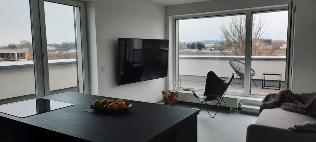 Prodej bytu 2+KK Zelnice II, Slavkov, CP 115 m², terasa, výtah