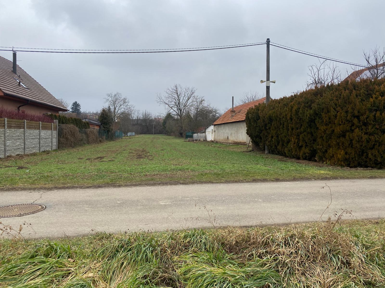 Prodej stavebního pozemku v Rajhradě, CP 1.162 m2